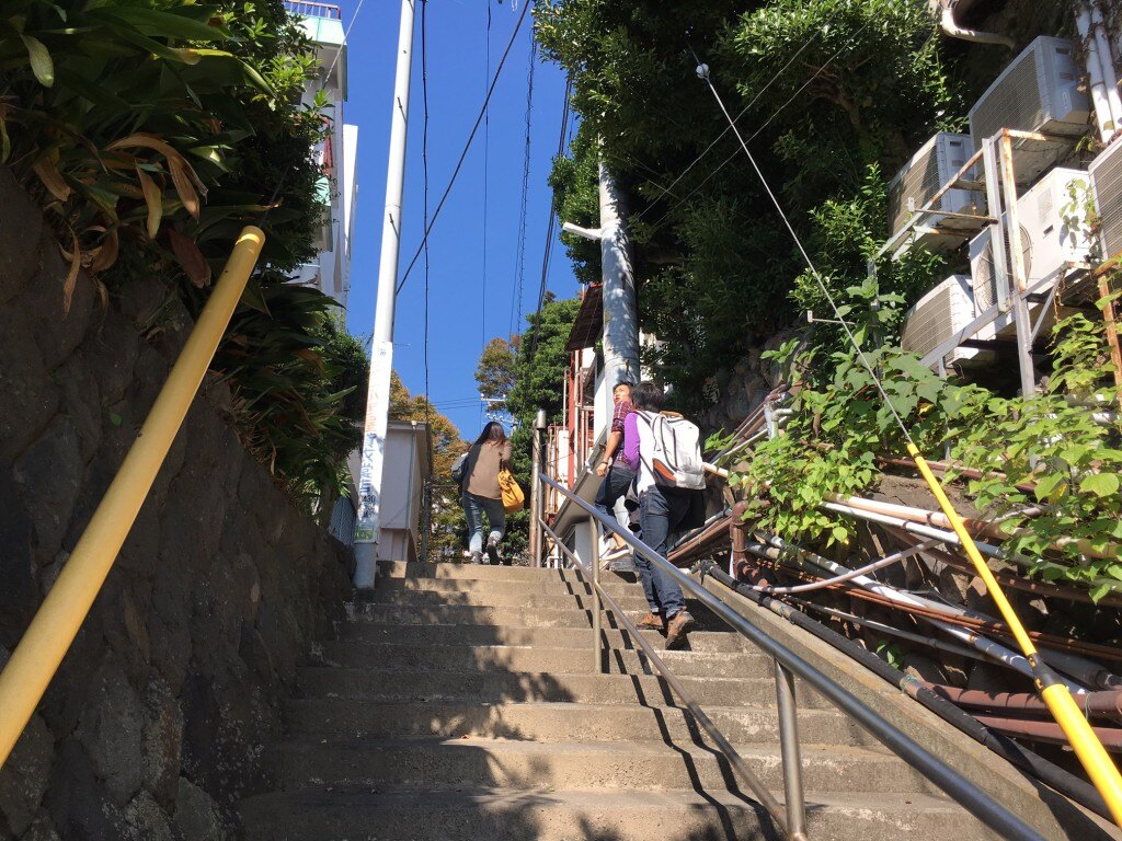 散策がてら、えっせえっせと歩くもののかなりキツイ坂もありました！