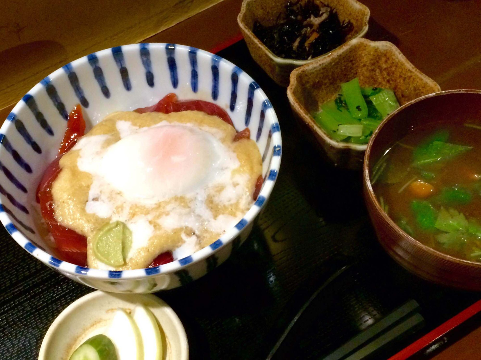 マグロのどんぶり