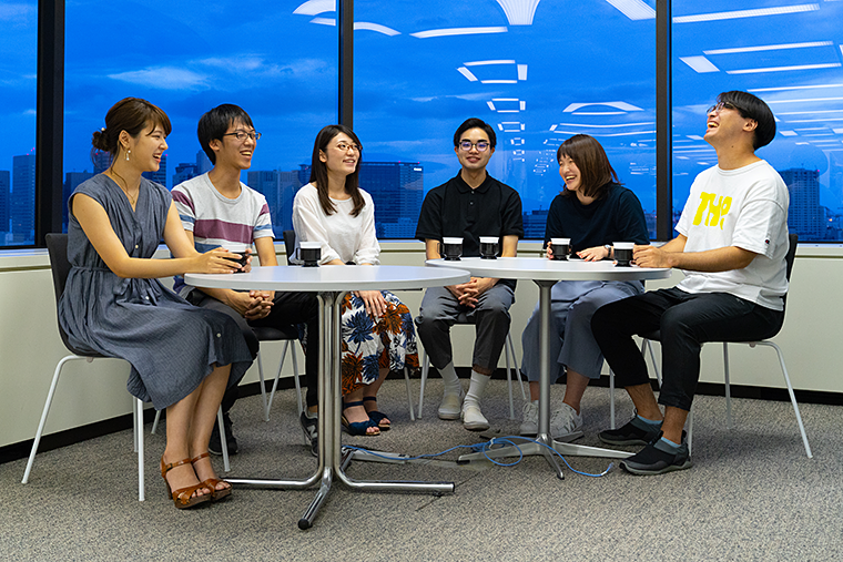 若手社員がこれからのイントリックスを担う